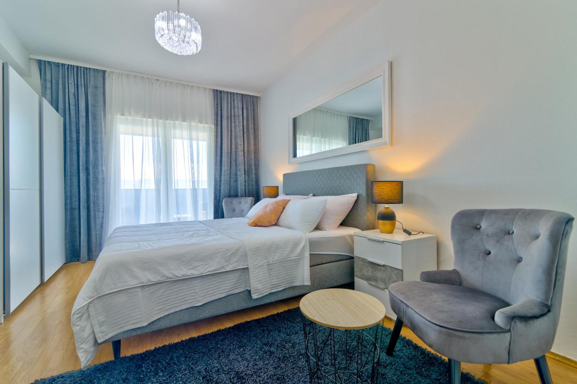 Apartments Maria Сень Экстерьер фото